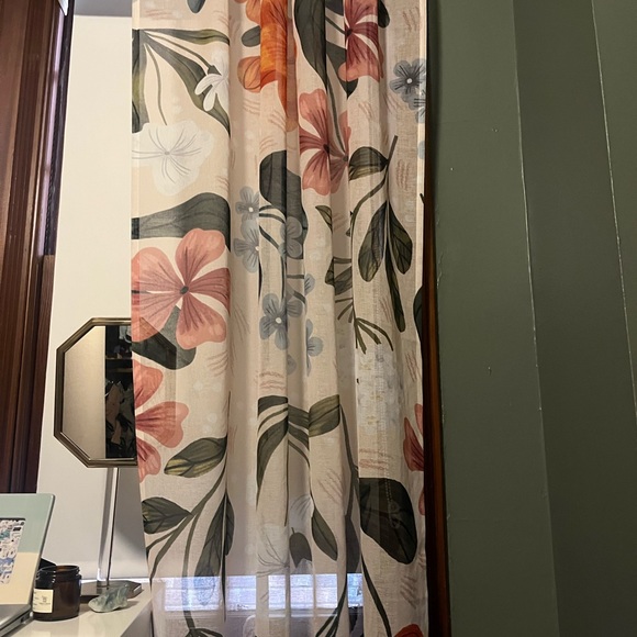 Society 6 curtains set - Picture 2 of 4